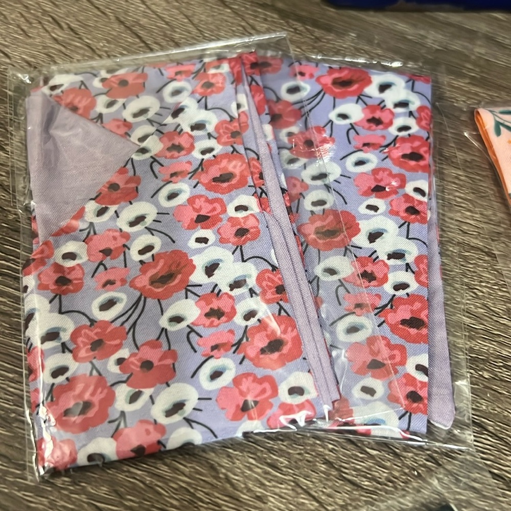 Handbag / Hair scarfs pack of 4 NWT ❤️ - Picture 2 of 3